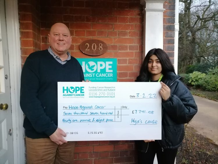 Leicester Time: TEENAGE CANCER SURVIVOR DONATES CHEQUE TO LOCAL CHARITY