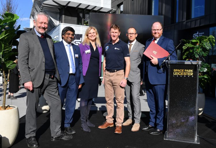 Leicester Time: SPACE PARK LEICESTER LAUNCH IS A ROCKETING SUCCESS