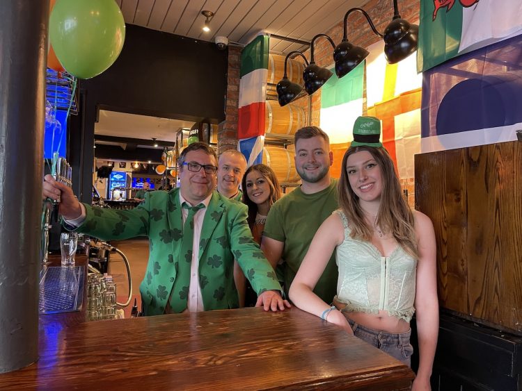Leicester Time: VIDEO: LEICESTER CELEBRATES ST PATRICK'S DAY