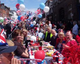 Leicester Time: ASHBY STREET PARTY IS ROYALLY FABULOUS