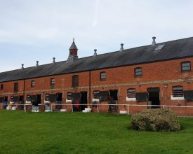 MELTON MILITARY STABLES TO BE HONOURED WITH GREEN PLAQUE