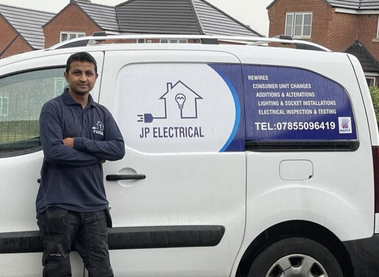 Leicester Time: LEICESTER ELECTRICIAN IN RUNNING TO BE NAMED 'TOP TRADESMAN 2022'
