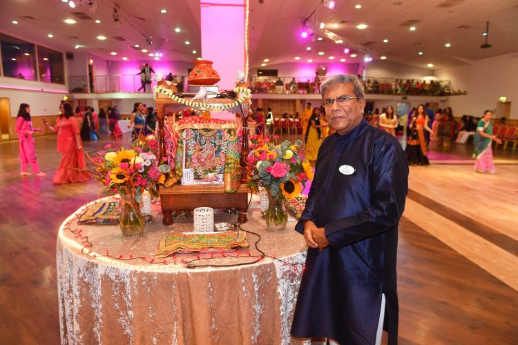 Leicester Time: VIBRANT NAVRATRI CELEBRATIONS TAKE PLACE ACROSS LEICESTER