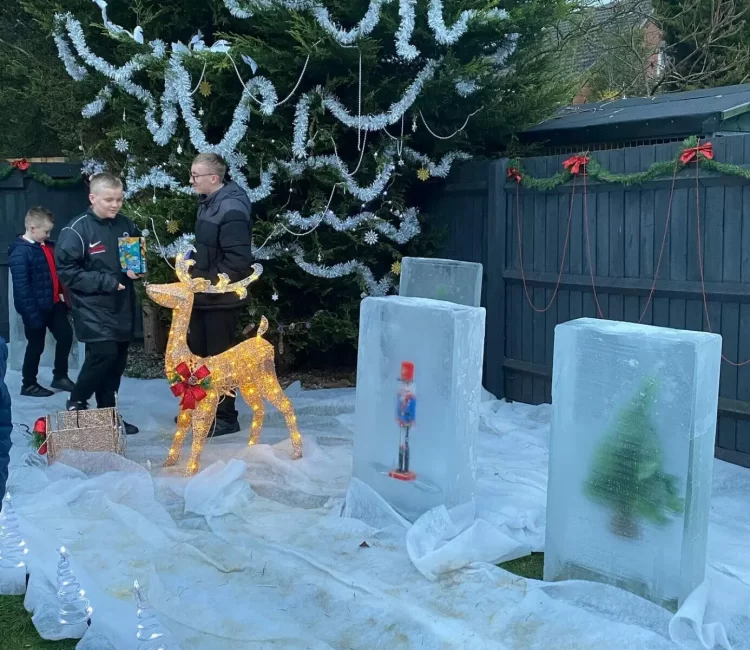 Leicester Time: Leicester Family "Over the Moon" After Winning Festive Garden Makeover