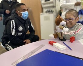 Leicester Time: Leicester City Players Surprise Children at Leicester’s Hospitals with Gifts   