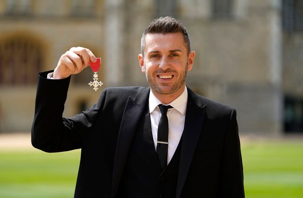 Leicester Time: Leicester Snooker Star Mark Selby Receives MBE