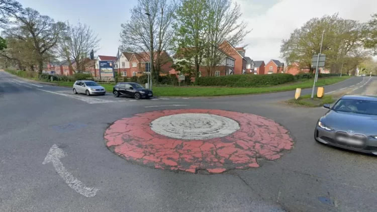 Leicester Time: Cyclist in Critical Condition Following Oadby Collision