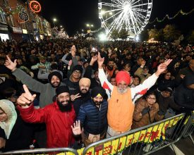 Watch the spectacular fireworks as the lights are switched on for the 40th anniversary of Leicester Diwali.