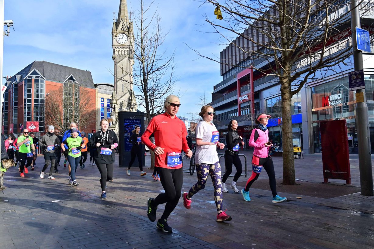 Smiles, sunshine and fast times as runners take on Leicester 10k