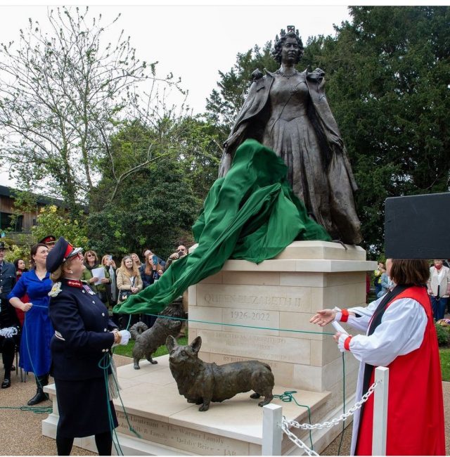Leicester Time: First memorial to Queen Elizabeth II unveiled in Rutland
